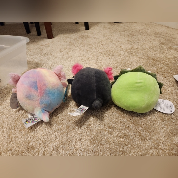 Axolotl Squishmallow Bundle - Picture 9 of 11